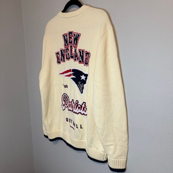 New England Patriots NFL The Wild Collective Embroidered Sweater Mens Size L New - Picture 6 of 7
